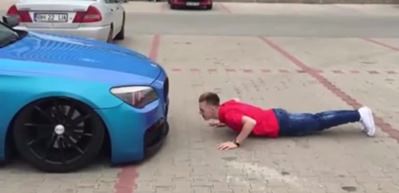Sahibi ile Teknoloji Harikası BMW Şınav Çekiyor