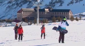 Davraz Kayak Merkezi Fiyatları 2022 (Otel , Kayak Takımı Kiralama Ücretleri)